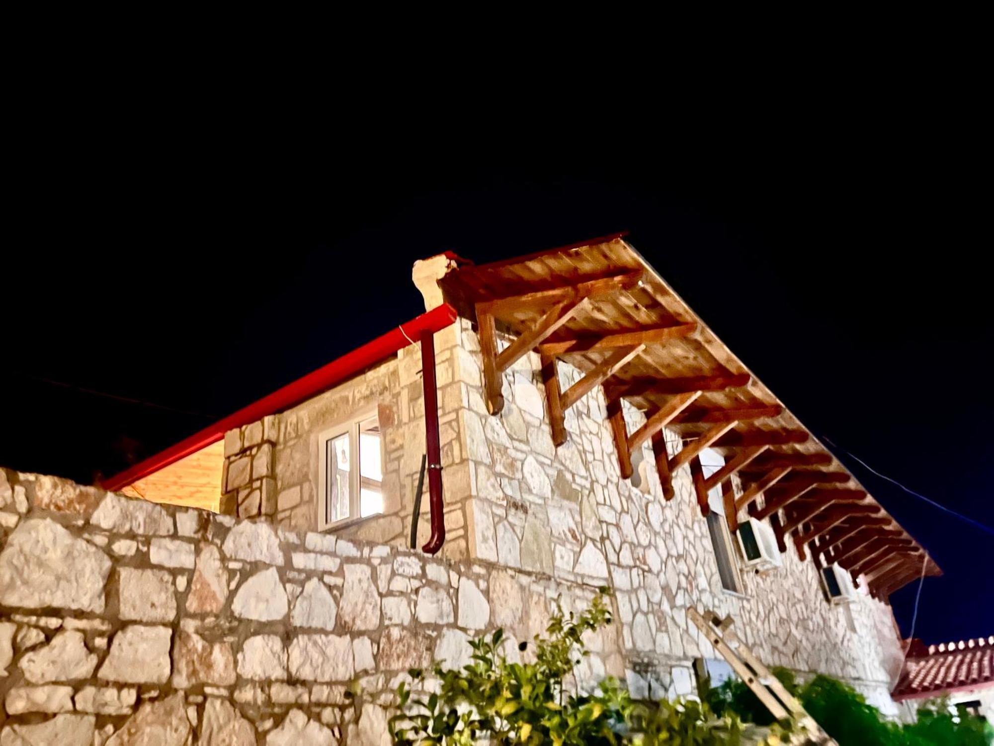 Hotel Jardin Miraculeux Himarë Exterior foto