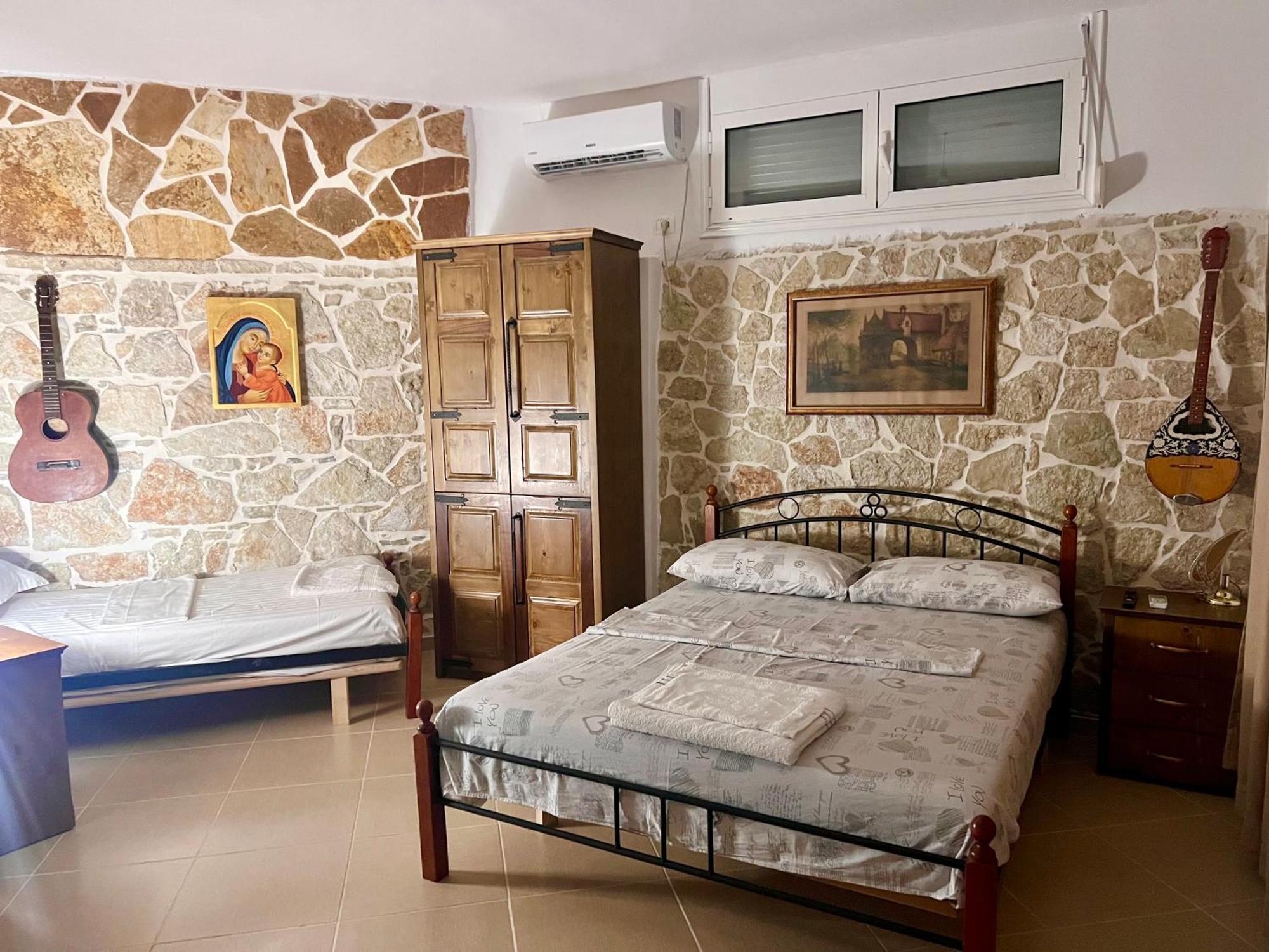 Hotel Jardin Miraculeux Himarë Exterior foto
