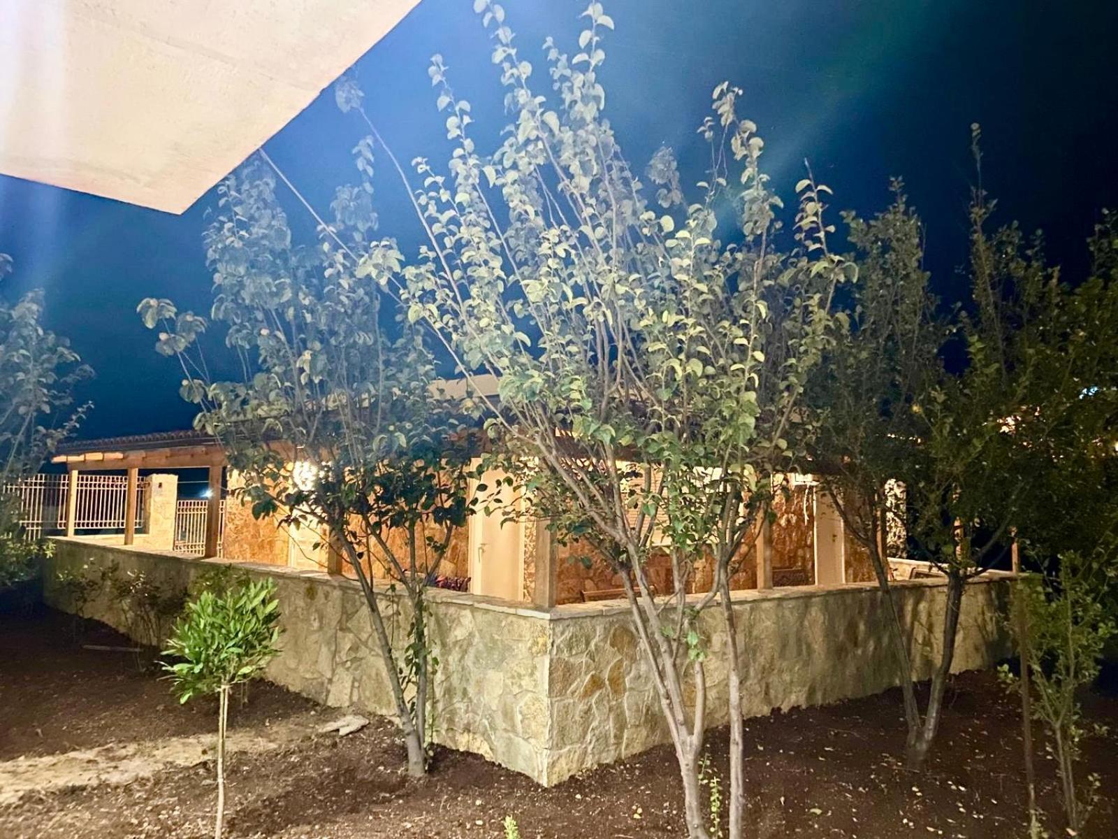 Hotel Jardin Miraculeux Himarë Exterior foto