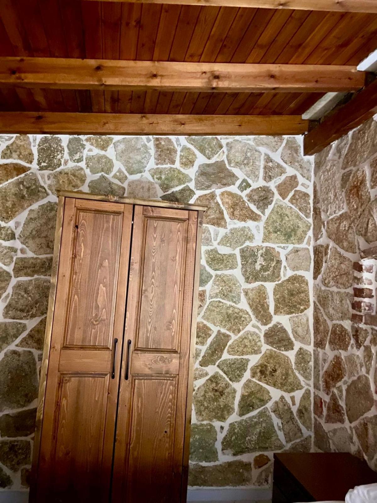 Hotel Jardin Miraculeux Himarë Exterior foto